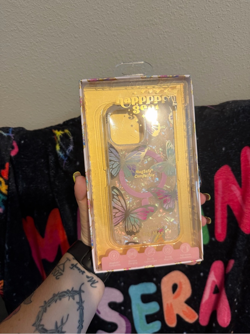 Butterfly Clear Phone Case - Pink & Gold 15 pro max